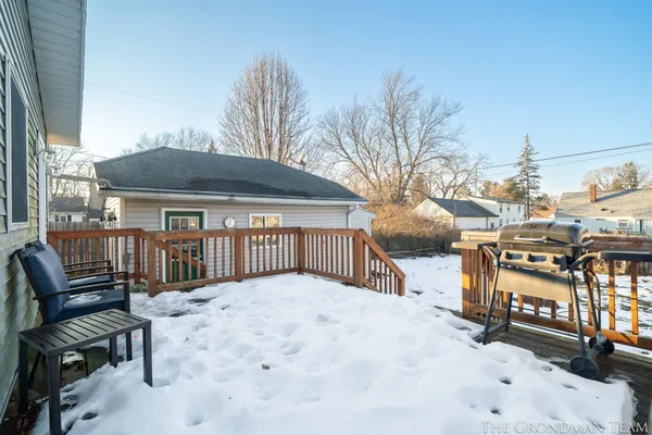 $245,000 | 625 West Clinton Street, Hastings, MI 49058