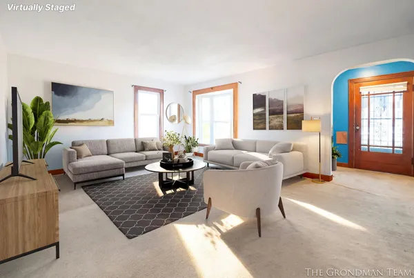 $245,000 | 625 West Clinton Street, Hastings, MI 49058