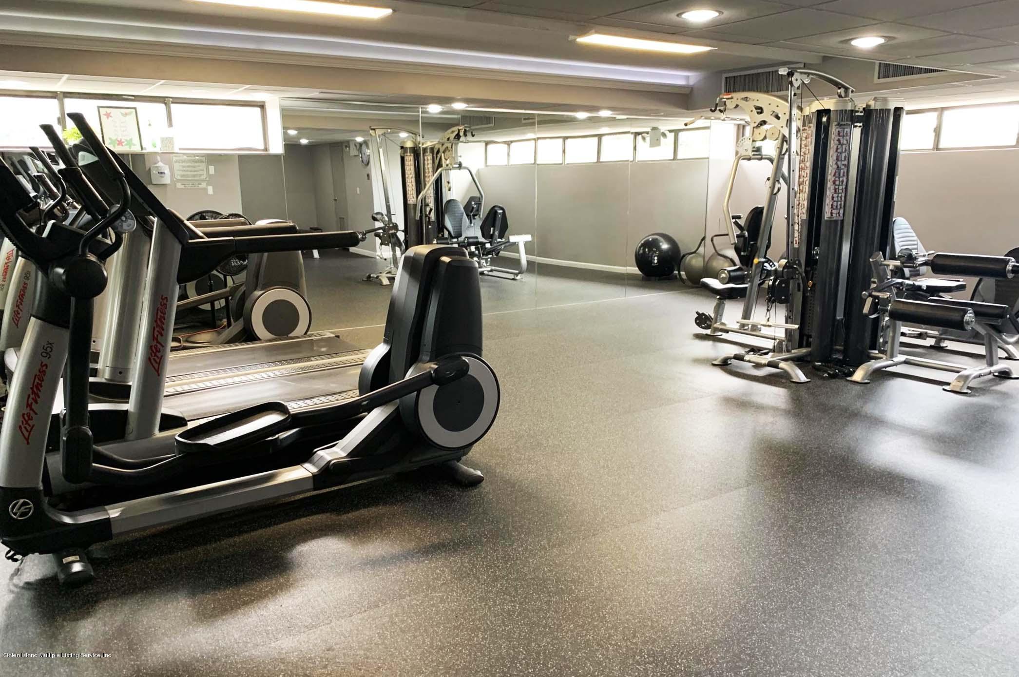 755 Narrows Road North, Unit 605 Staten Island, NY 10304 - Photo 2 of 11 20190708193828448662000000-o