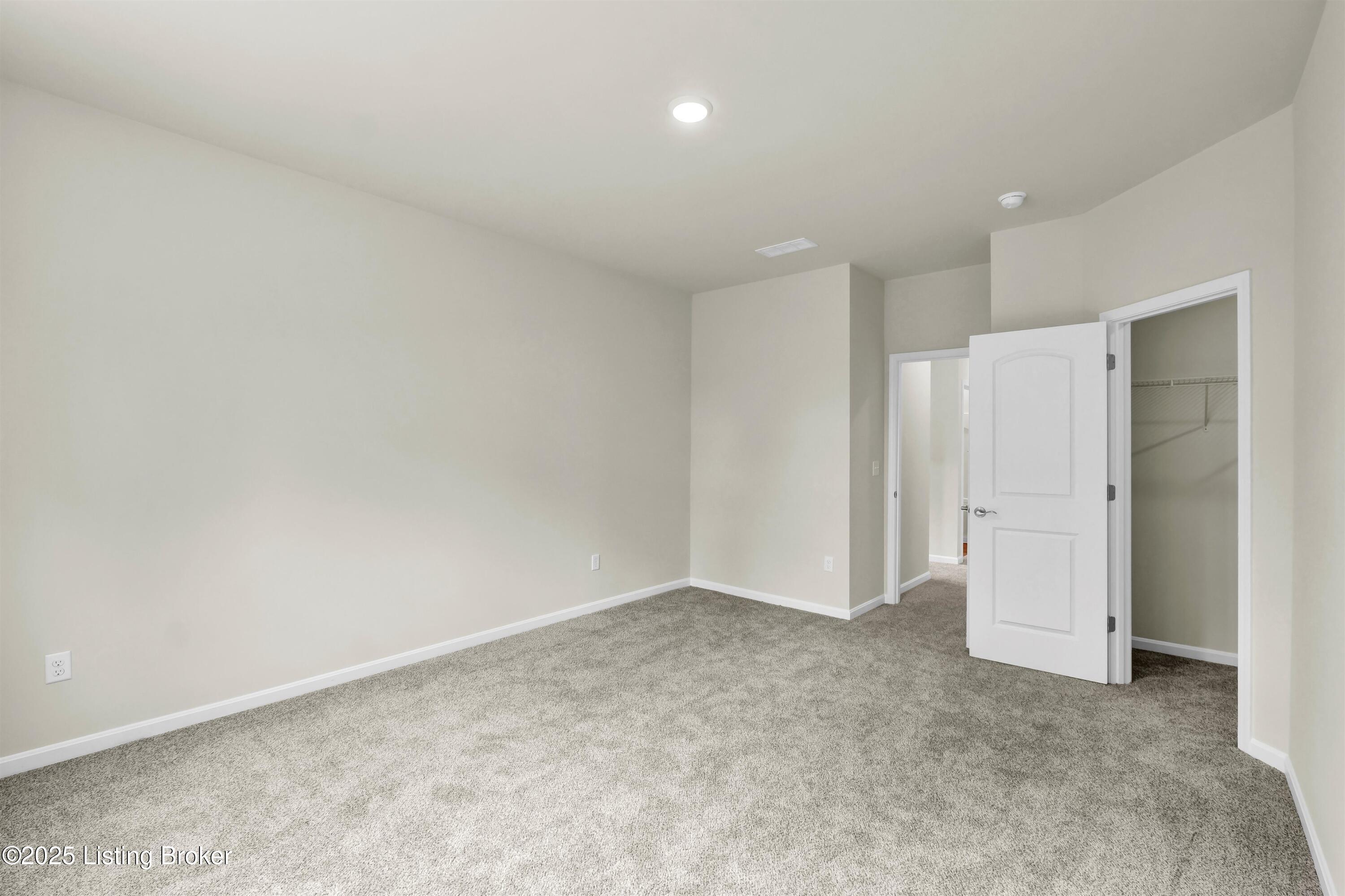 8312 Fairmount Road Louisville, KY 40291 - Photo 21 of 33 Primary Bedroom