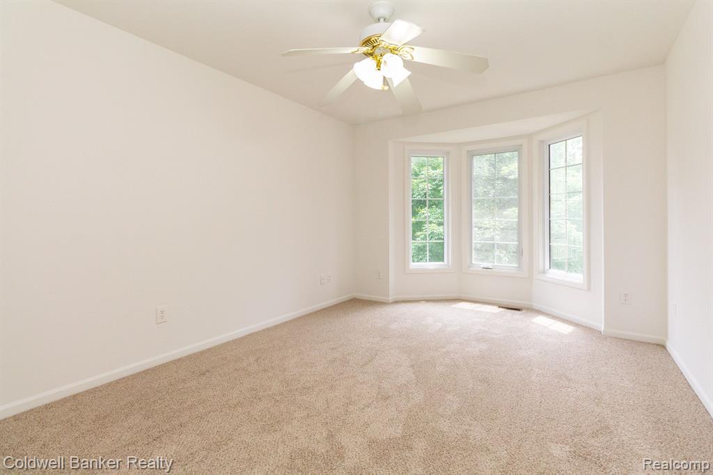 3870 Beechcrest Road Rochester Hills, MI 48309 - Photo 33 of 47