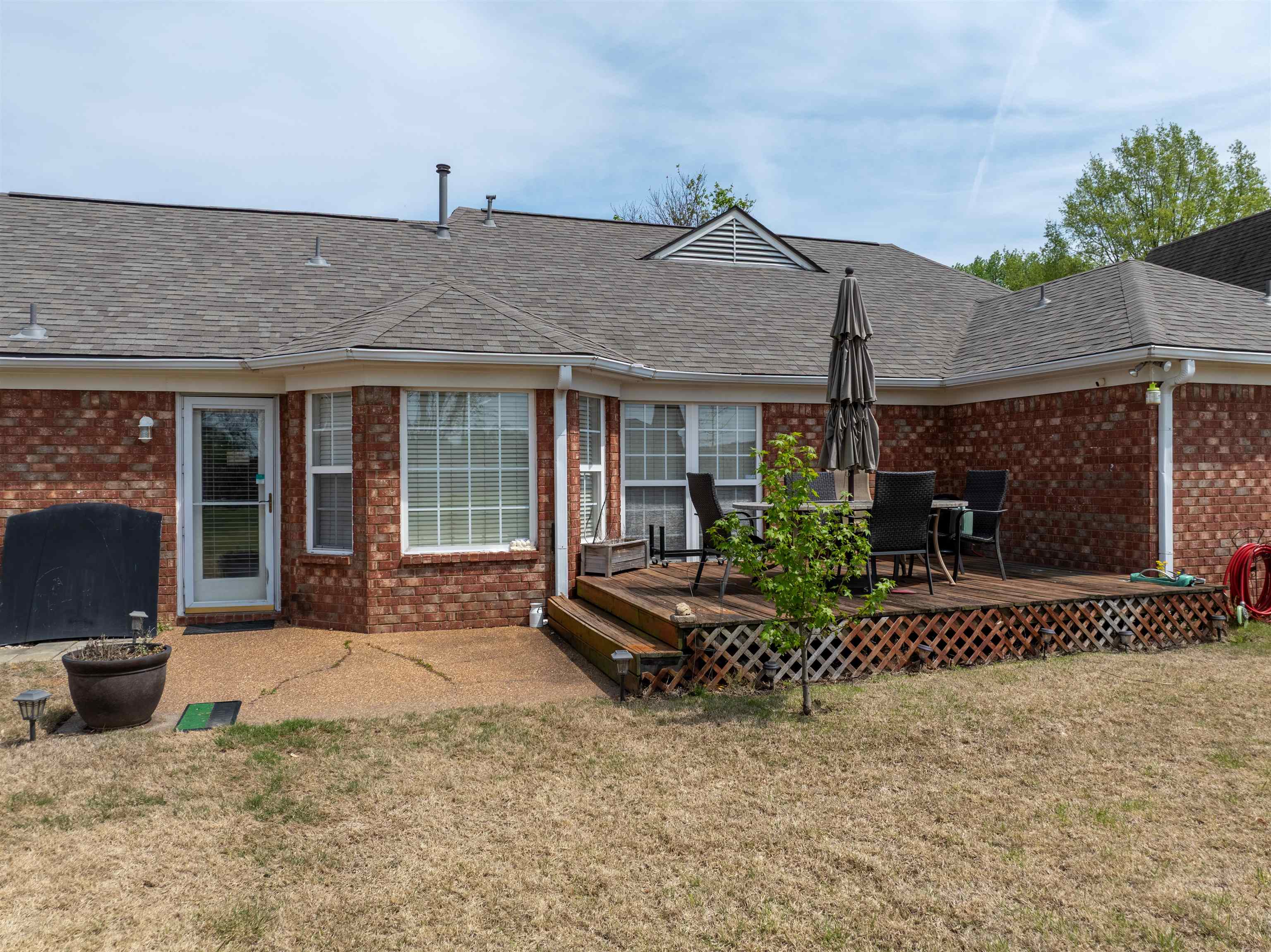 5991 Marley Street Arlington, TN 38002 - Photo 27 of 30 a front view of a house with garden
