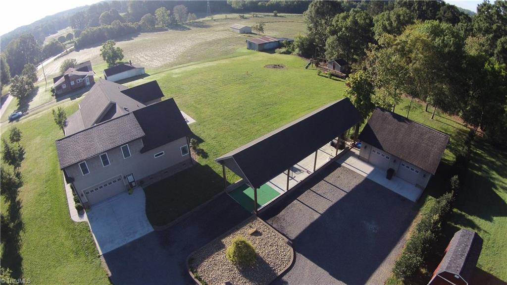 2186 Milling Road Mocksville, NC 27028 - Photo 3 of 29