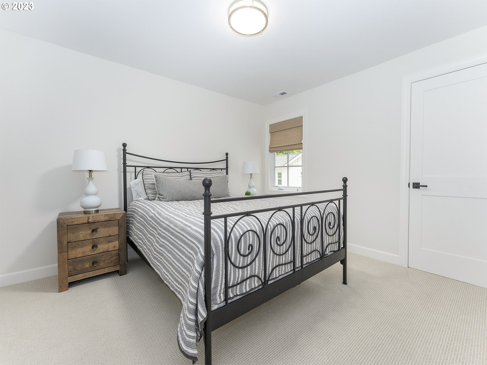 1192 Andrews Road Lake Oswego, OR 97034 - Photo 23 of 46 Gallery Image 23