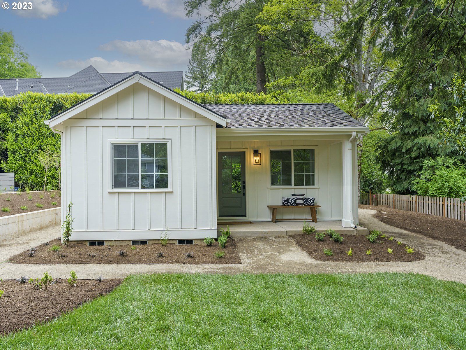 1192 Andrews Road Lake Oswego, OR 97034 - Photo 34 of 46 Gallery Image 34