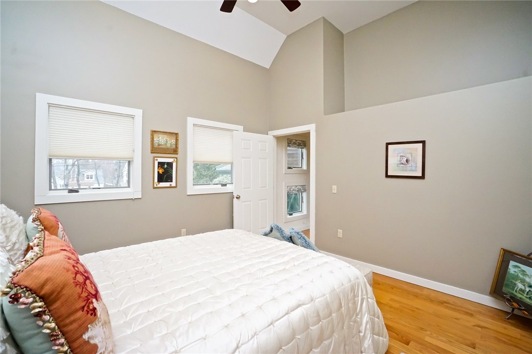 7 Ship Street Jamestown, RI 02835 - Photo 13 of 27