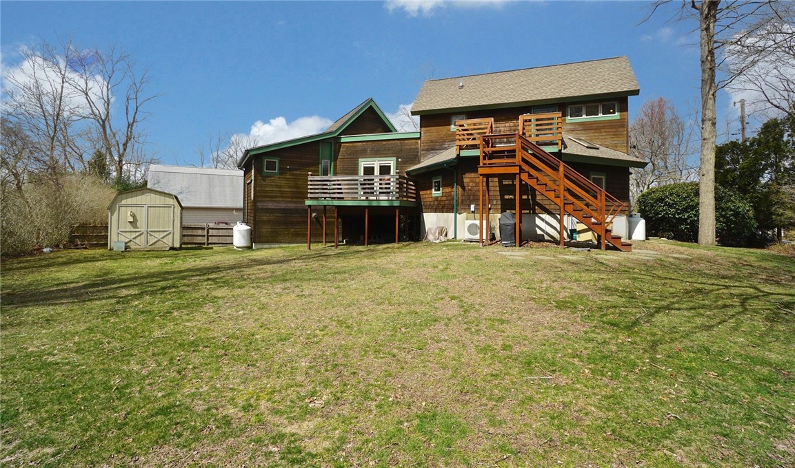 7 Ship Street Jamestown, RI 02835 - Photo 22 of 27 Rear view of property!