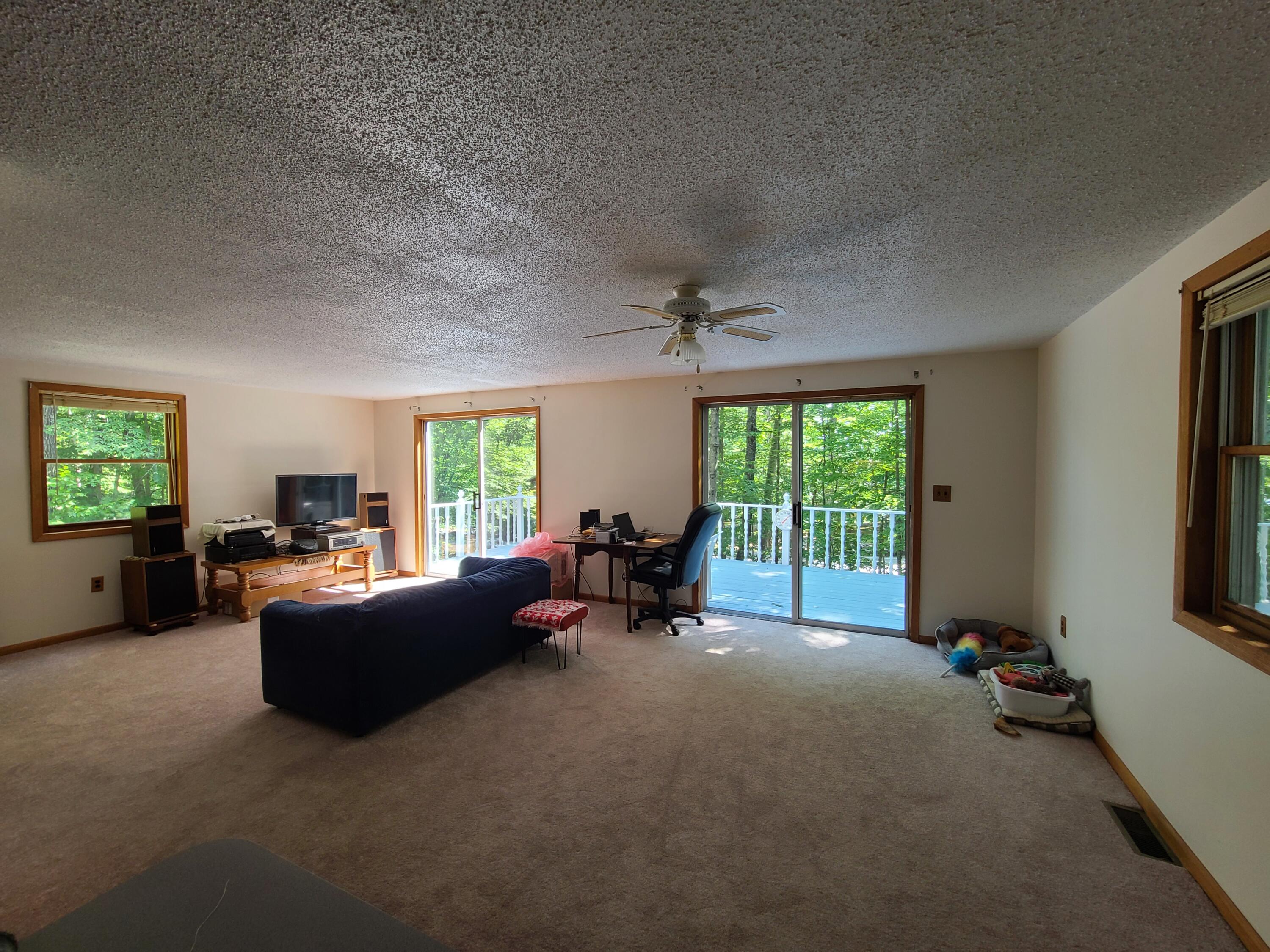 133 Deep Cove Road Raymond, ME 04071 - Photo 4 of 16 20210904_121757