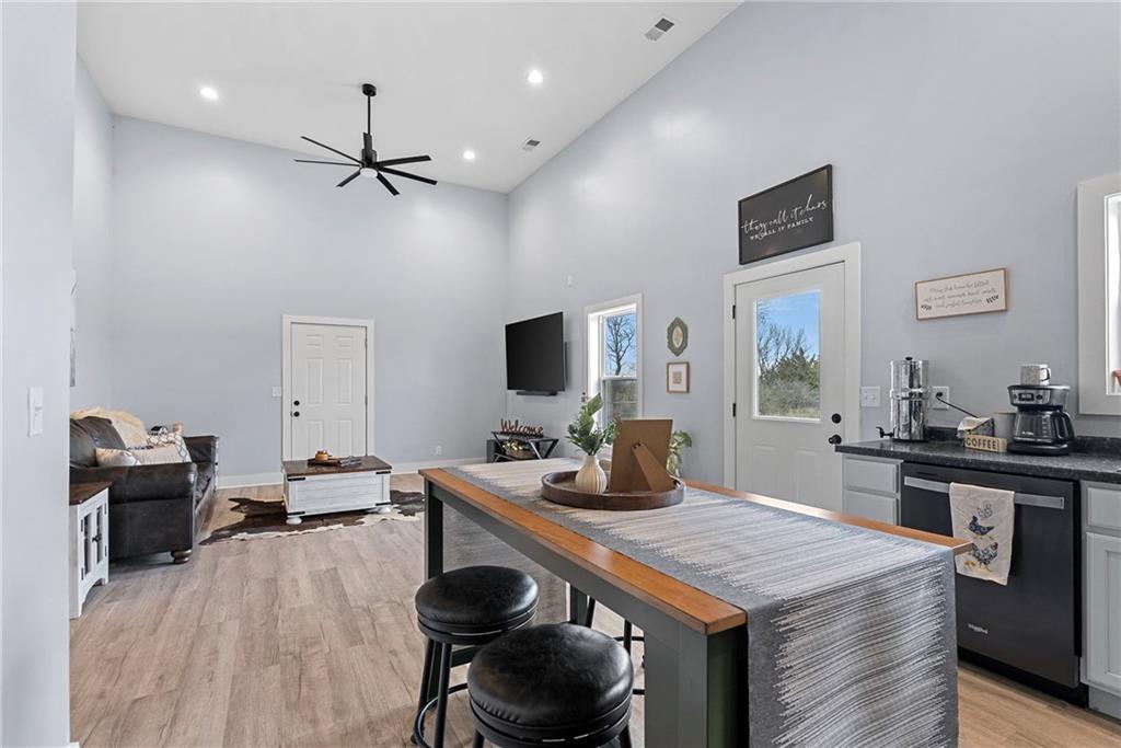 15231 Edgerton Road Gardner, KS 66030 - Photo 13 of 34