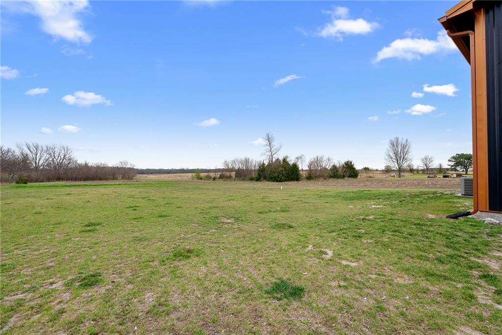 15231 Edgerton Road Gardner, KS 66030 - Photo 24 of 34