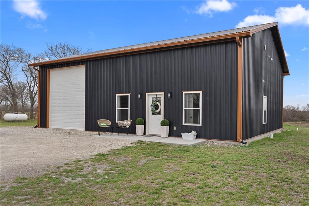 15231 Edgerton Road Gardner, KS 66030 - Photo 4 of 34