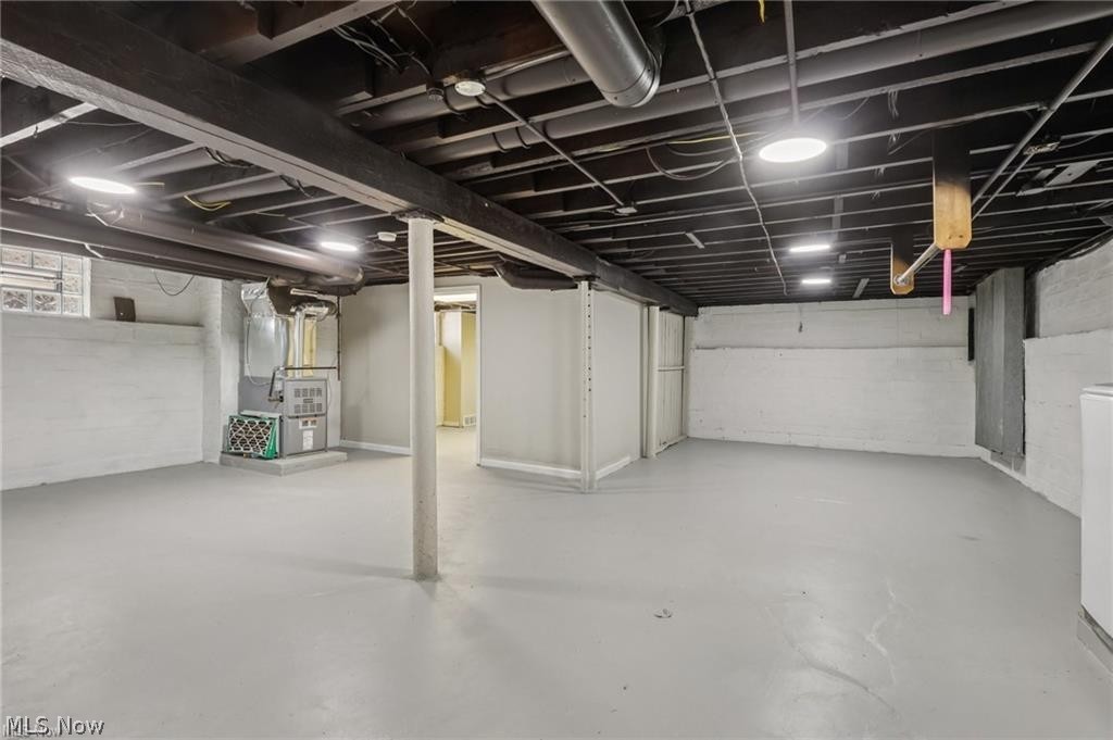 10225 Baltic Road Cleveland, OH 44102 - Photo 33 of 50 Gallery Image 33