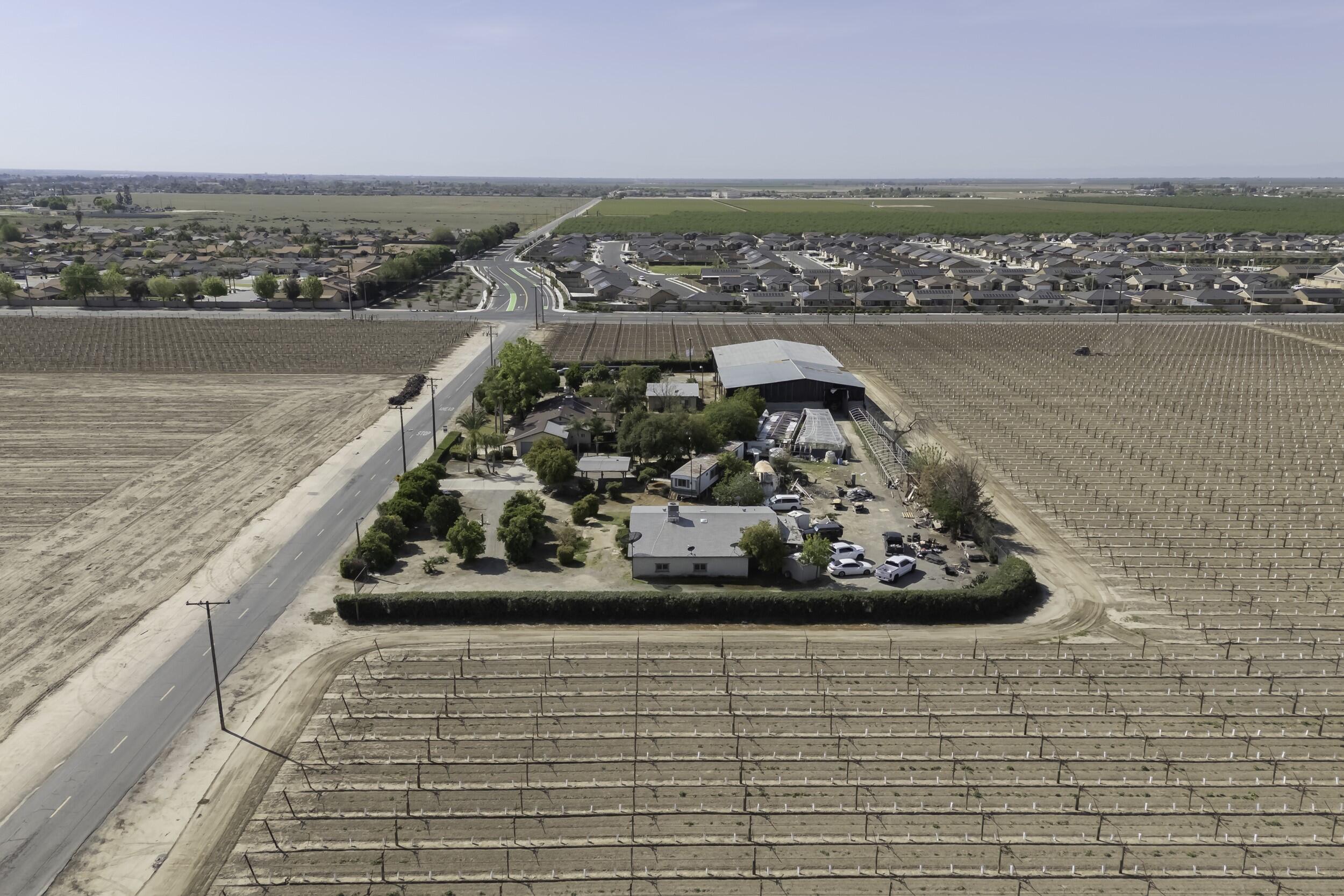 85 Rd 136 Delano, CA 93215 - Photo 6 of 83 2.4
