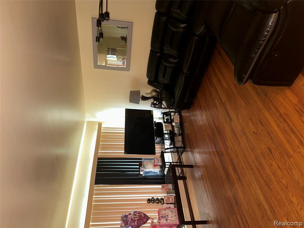 25301 Five Mile Road Redford, MI 48239 - Photo 5 of 15