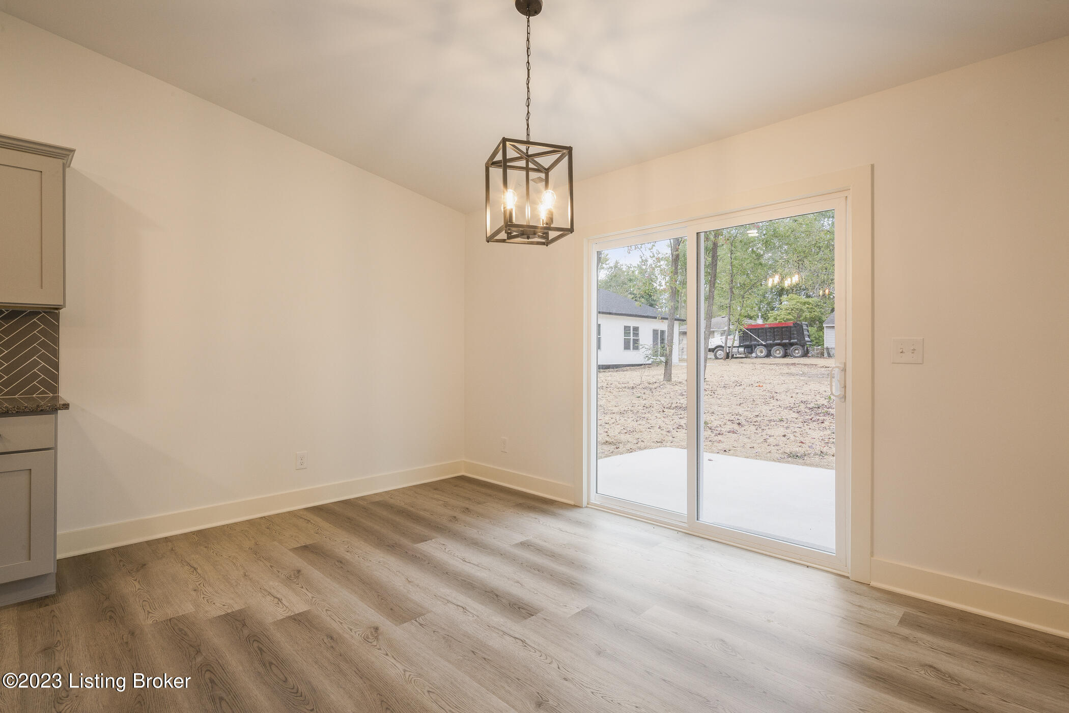 515 South Park Road Fairdale, KY 40118 - Photo 22 of 58 37