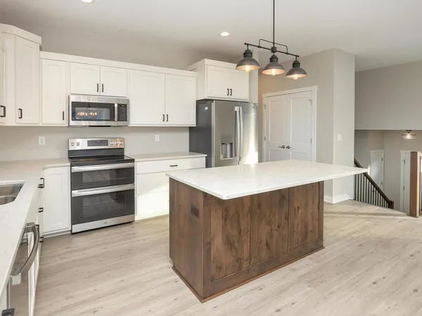 $488,900 | 424 Amco Lane, Chatfield, MN 55923