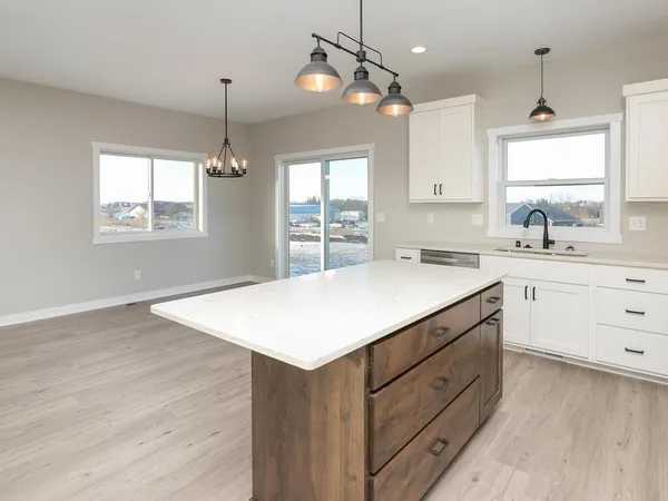 $488,900 | 424 Amco Lane, Chatfield, MN 55923