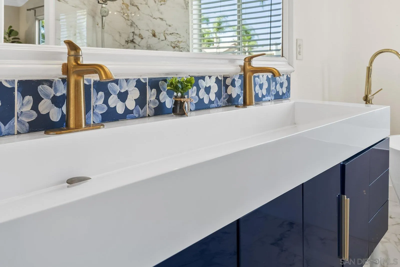 11542 Village Ridge Road San Diego, CA 92131 - Photo 27 of 42 a close view of sink