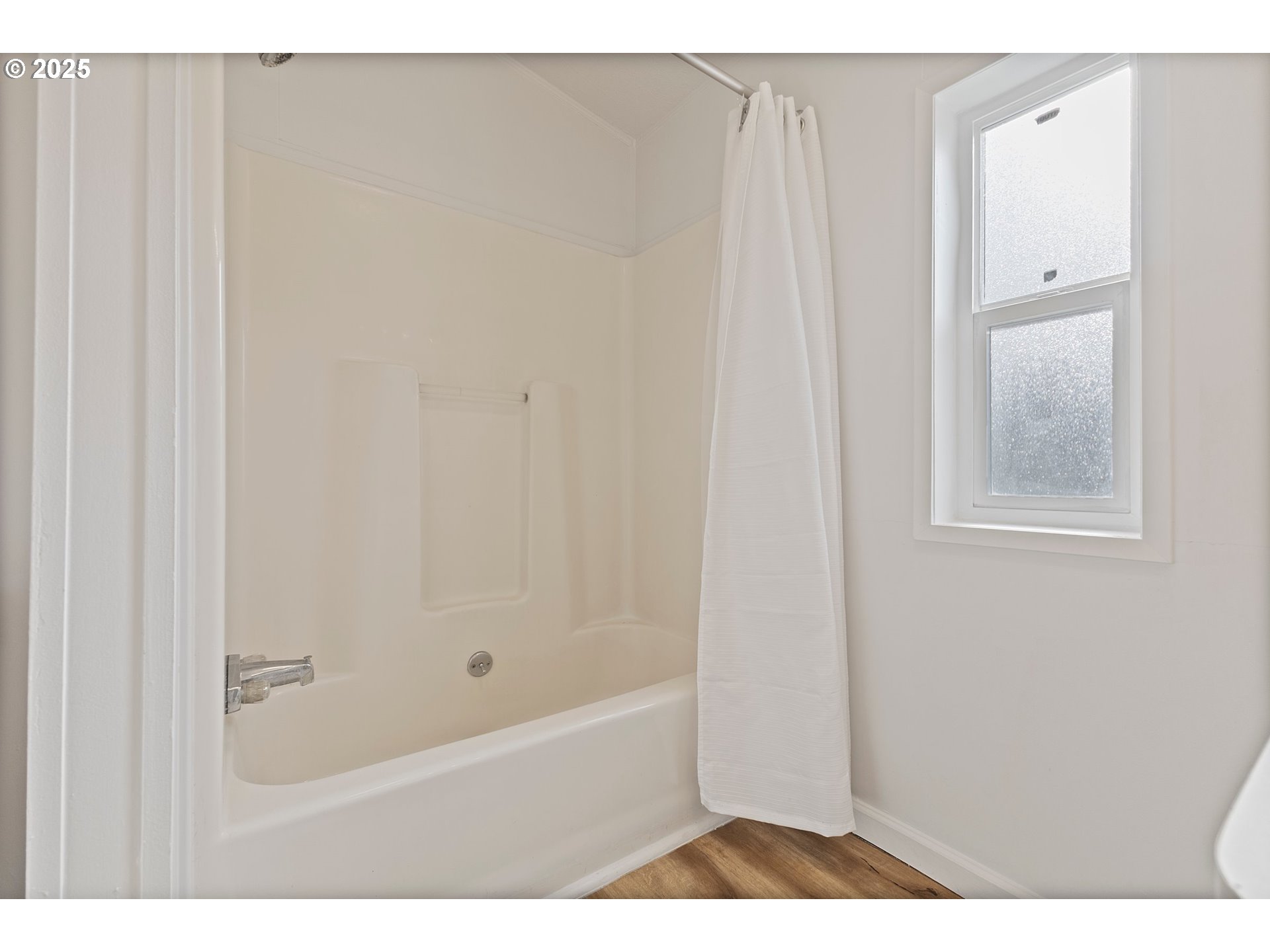 535 Southwest Maple Street, Unit 2 Hillsboro, OR 97123 - Photo 11 of 17