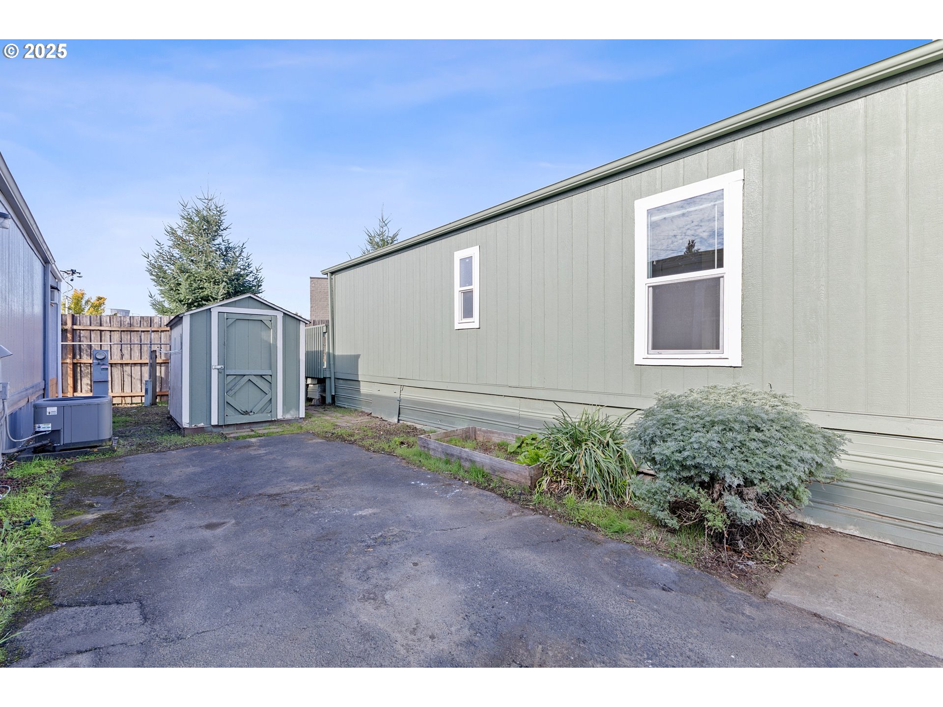 535 Southwest Maple Street, Unit 2 Hillsboro, OR 97123 - Photo 15 of 17