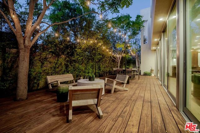 a view of outdoor space yard and patio