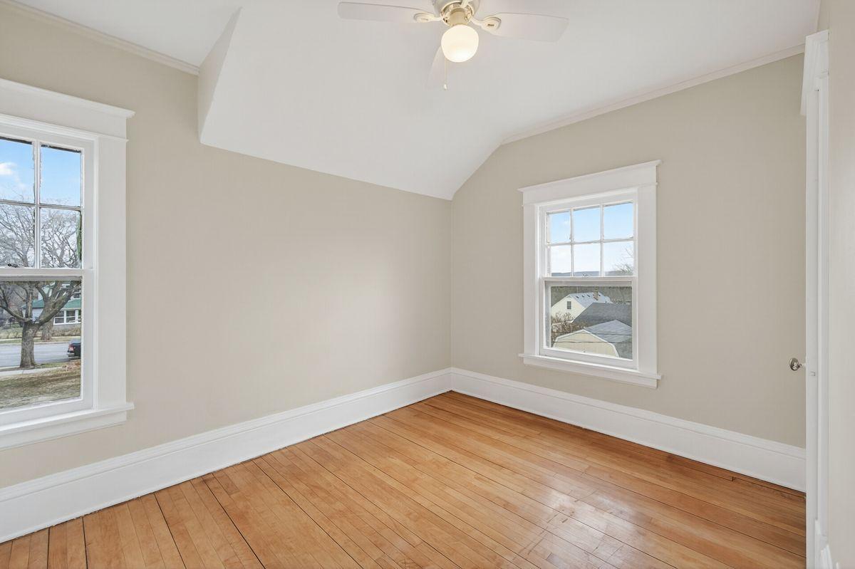 776 Andrew Street St. Paul, MN 55107 - Photo 15 of 23