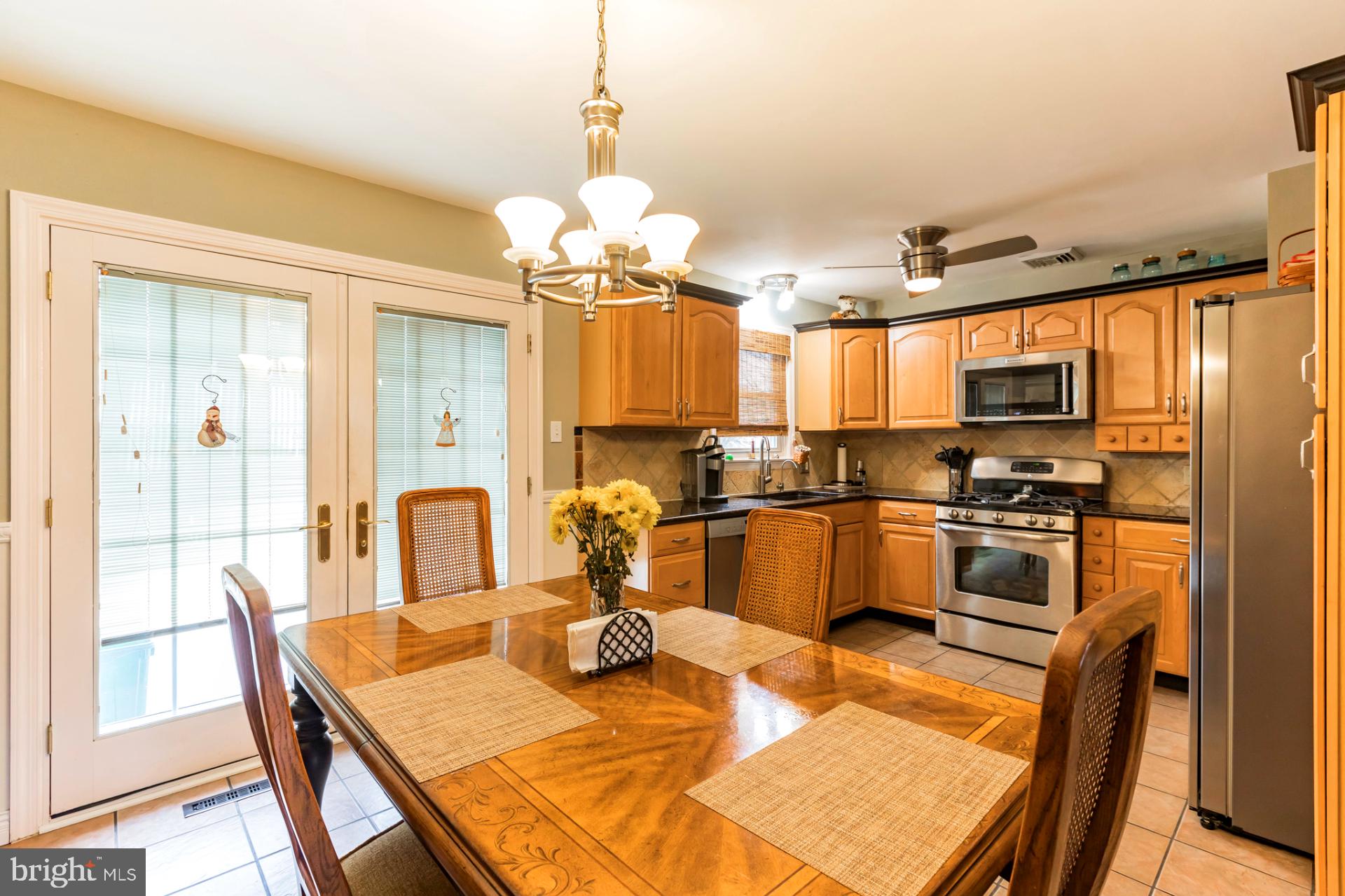 438 Loop Road Pottstown, PA 19464 - Photo 15 of 37