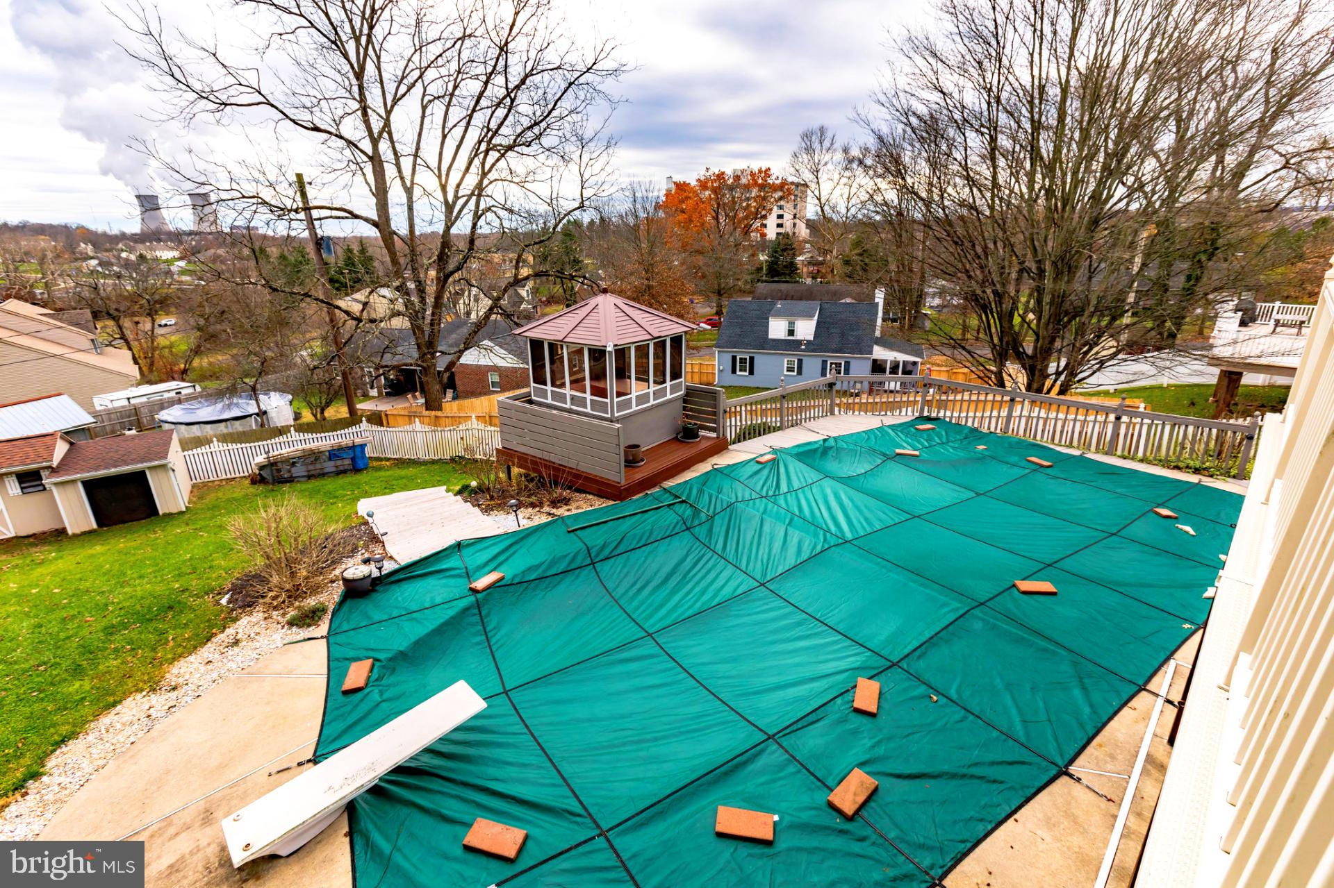 438 Loop Road Pottstown, PA 19464 - Photo 6 of 37