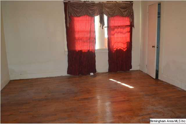 66 B Street Southwest Jacksonville, AL 36265 - Photo 8 of 14