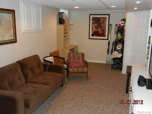 1011 Pointe Pl Boulevard Rochester, MI 48307 - Photo 15 of 20 DSCN7514.JPG