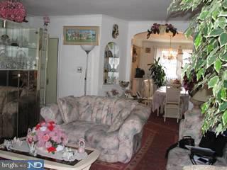 1220 Hellerman Street Philadelphia, PA 19111 - Photo 2 of 5
