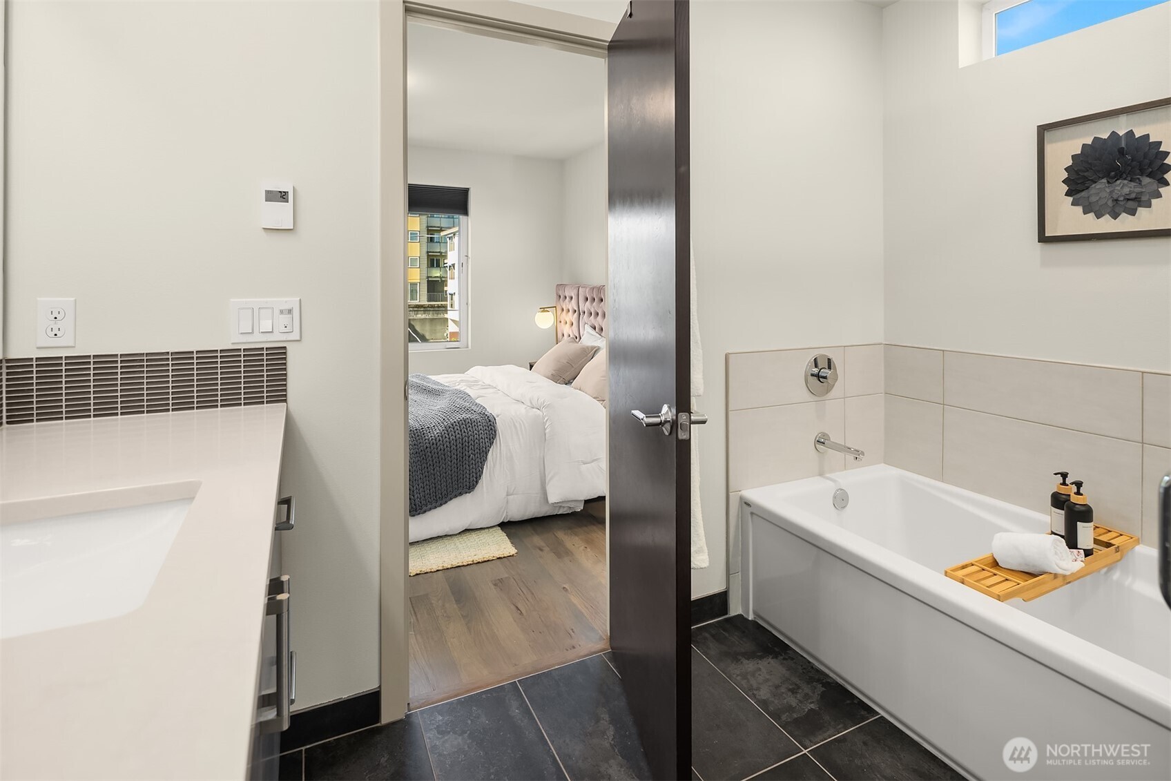 2409 Northwest 64th Street Seattle, WA 98107 - Photo 18 of 34