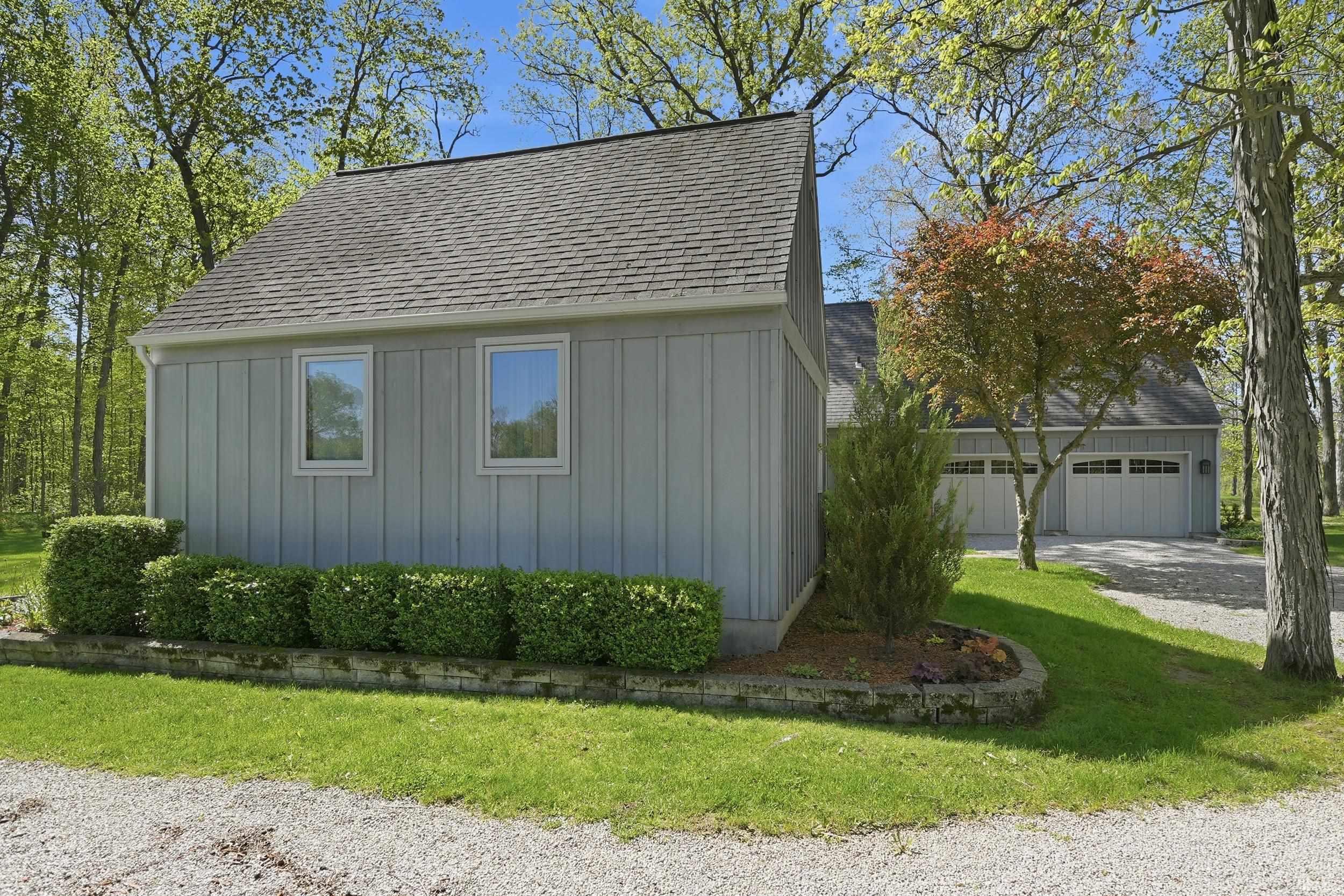 16716 Wappes Road Churubusco, IN 46723 - Photo 3 of 36
