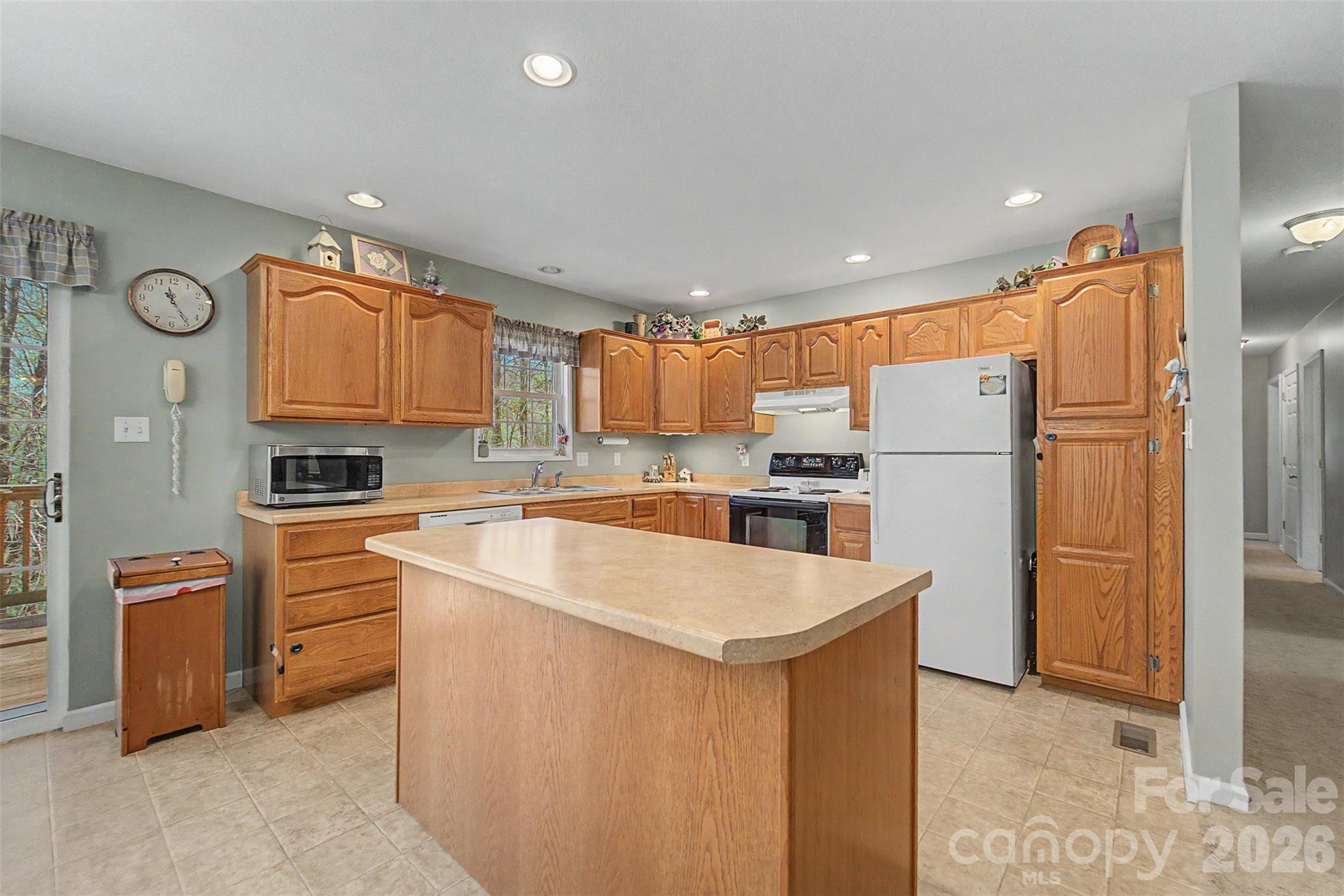201 Wind Crest Ridge Sylva, NC 28779 - Photo 6 of 42
