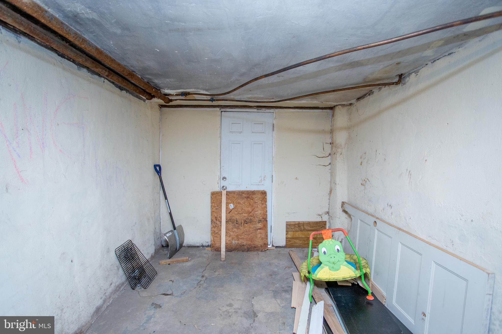 1711 South Ruby Street Philadelphia, PA 19143 - Photo 33 of 45