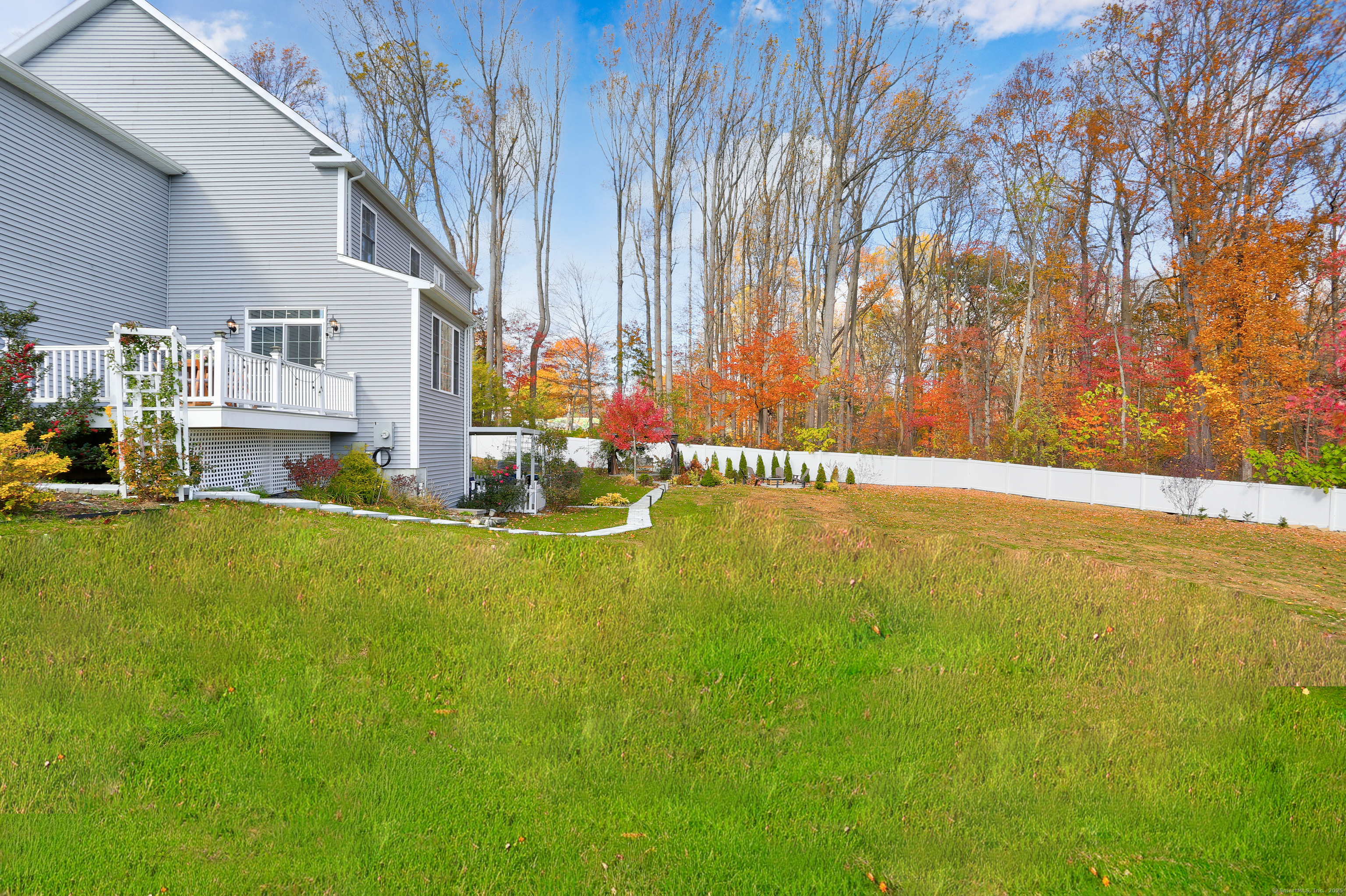 450 James Farm Road Stratford, CT 06614 - Photo 31 of 36