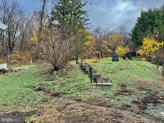 $995 | 43 High Street, Lonaconing, MD 21539