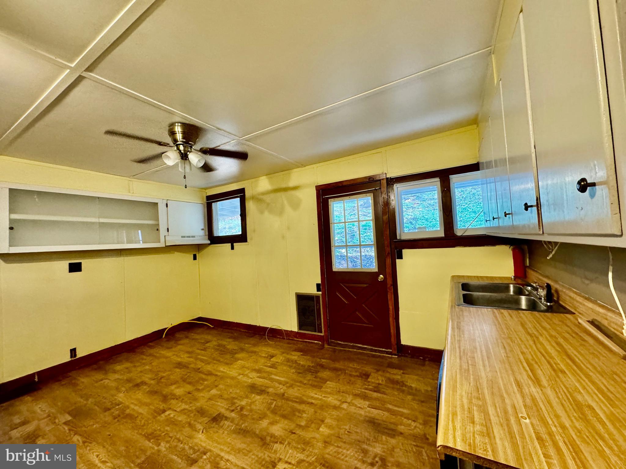 43 High Street Lonaconing, MD 21539 - Photo 6 of 14