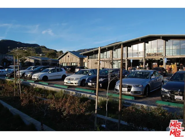 $10,000 | 29507 Harvester Road, Malibu, CA 90265