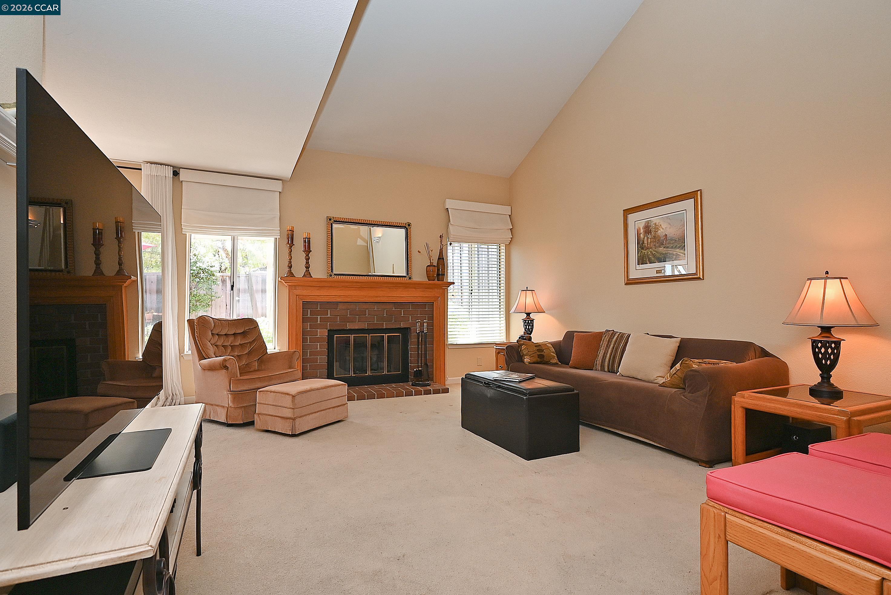6670 Edgewood Way Castro Valley, CA 94552 - Photo 11 of 56