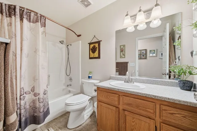 $380,000 | 11380 Puffin Way, Redding, CA 96003