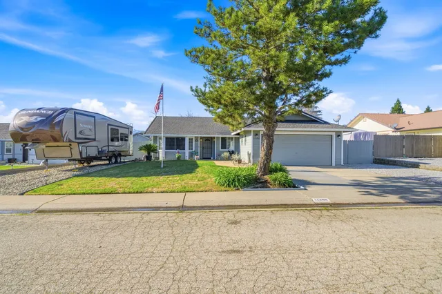 $380,000 | 11380 Puffin Way, Redding, CA 96003