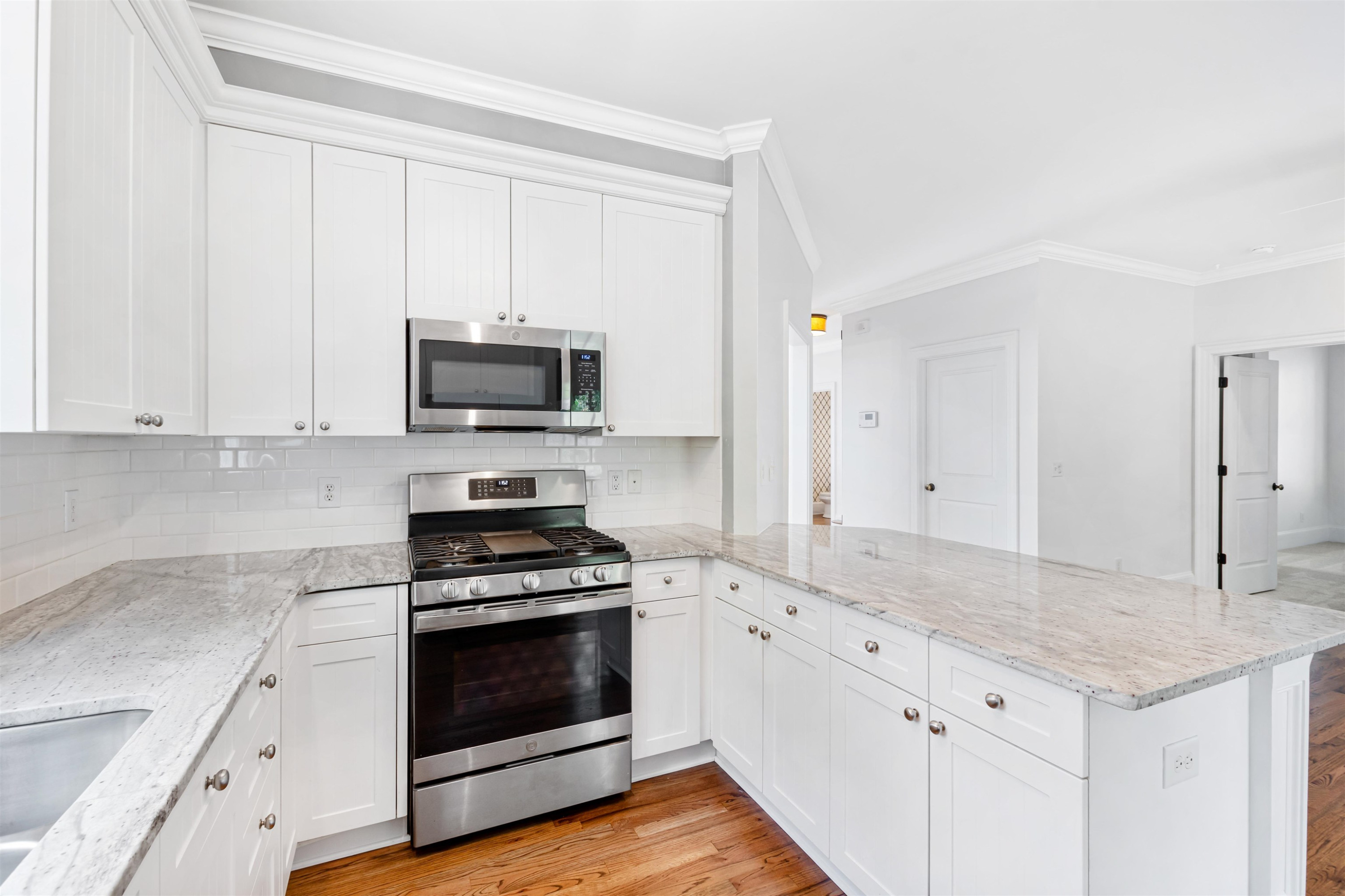 113 Village Mill Place Raleigh, NC 27608 - Photo 27 of 77 Photo 32