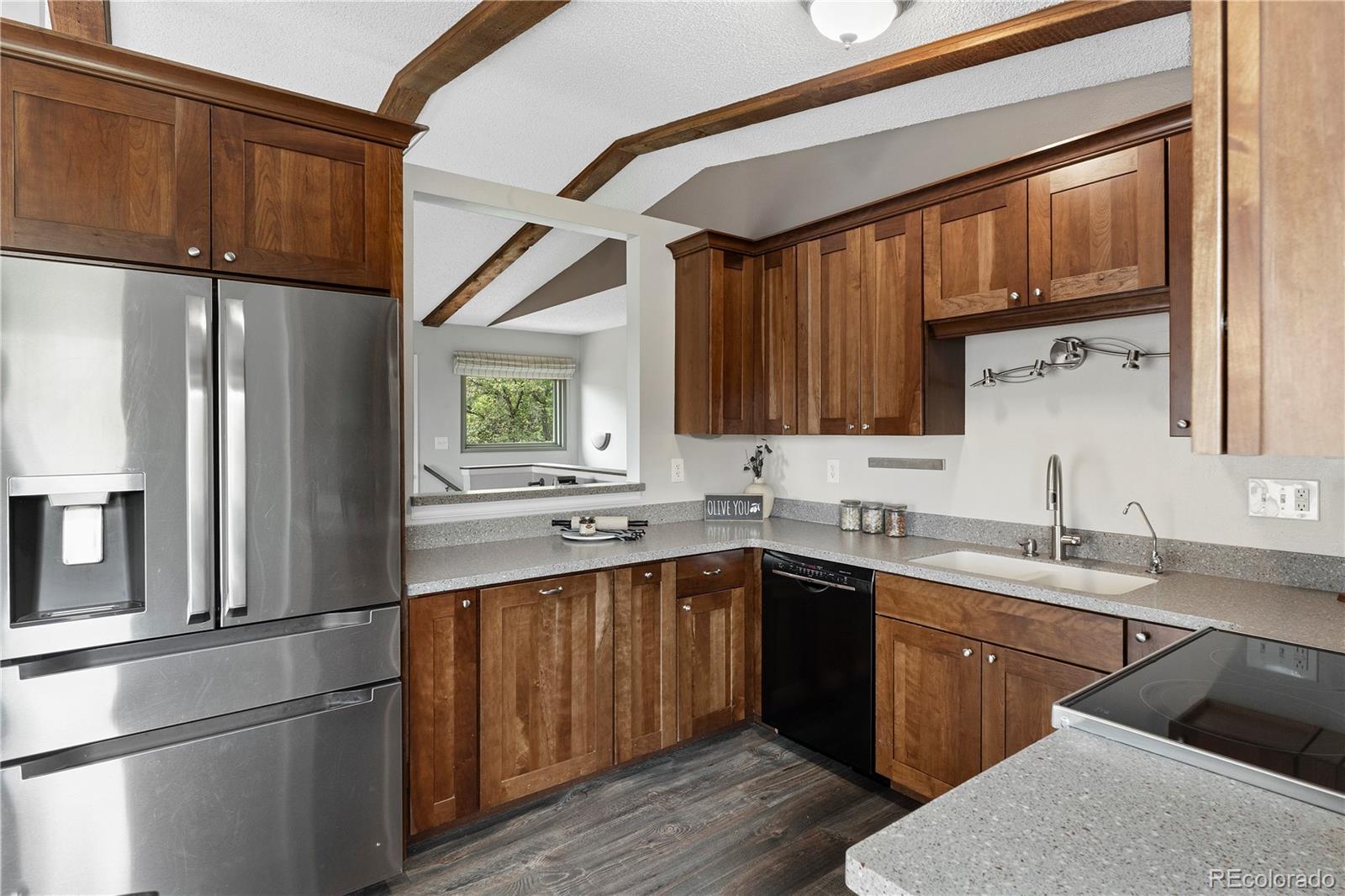 975 Crystal Park Road Manitou Springs, CO 80829 - Photo 10 of 50