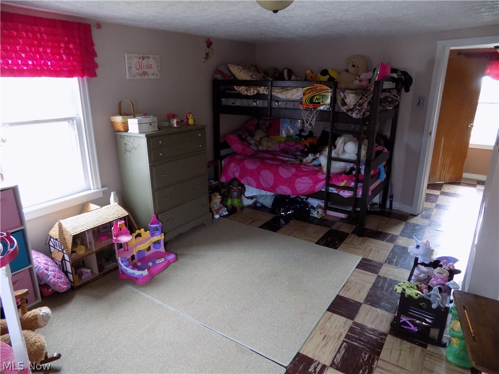 55512 National Road Bridgeport, OH 43912 - Photo 5 of 21 Gallery Image 5