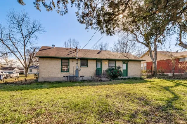 $1,550 | 3227 San Vicente Avenue, Dallas, TX 75228