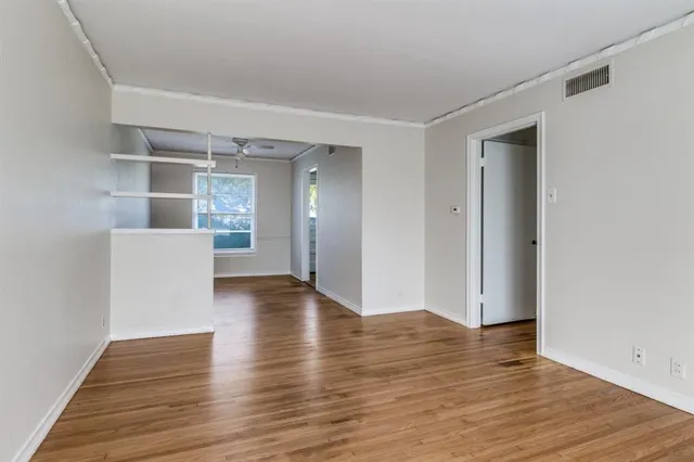 a view of livingroom with hardwood