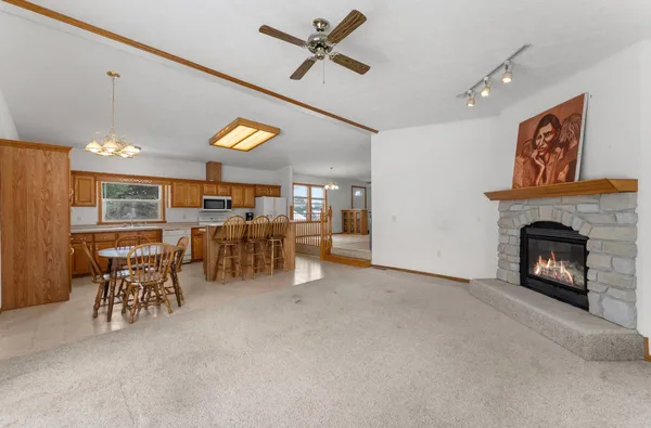 $440,000 | 39052 Mica Avenue, North Branch, MN 55056