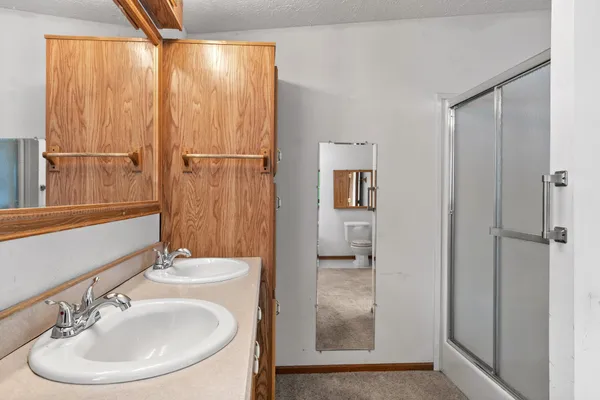 $440,000 | 39052 Mica Avenue, North Branch, MN 55056