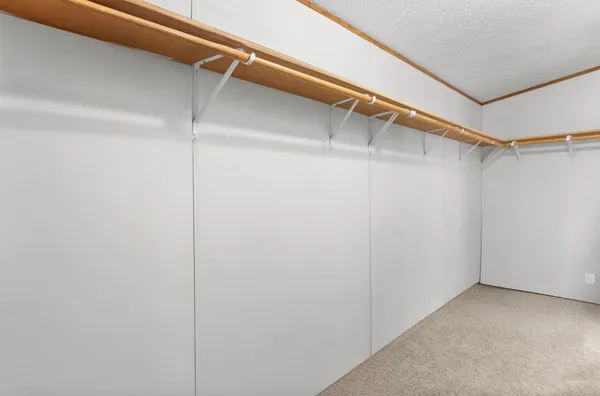 $440,000 | 39052 Mica Avenue, North Branch, MN 55056